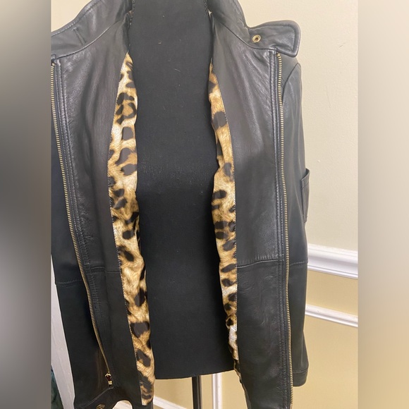 Leather moto jacket by Laundry Shelli Segal. Gold tone snaps & zippers. - Picture 3 of 7